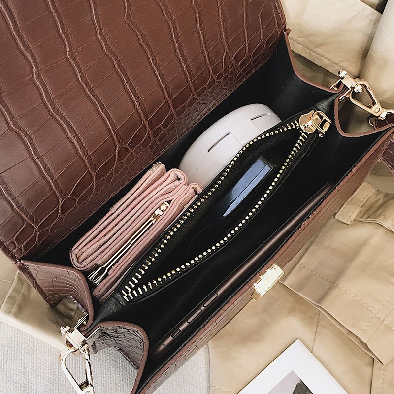 Women's stone shoulder bag - Image 4